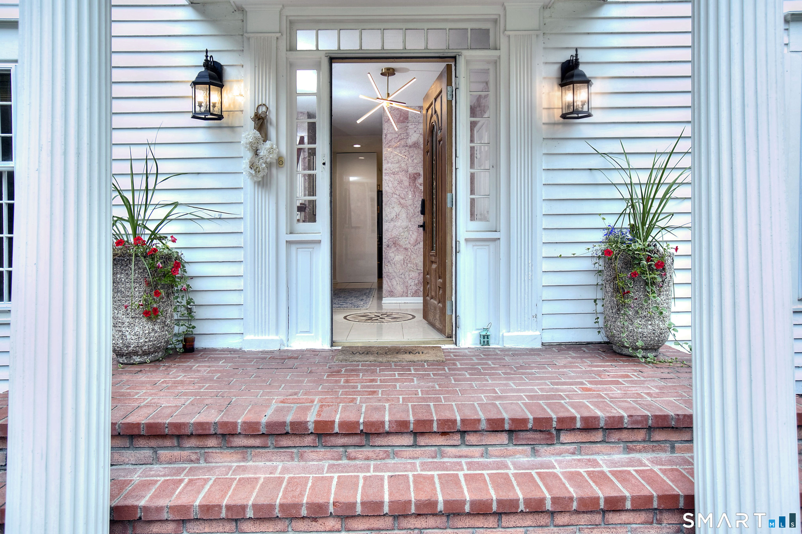 220 Stonewall Lane Fairfield CT 06824