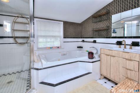 220 Stonewall Lane Fairfield CT 06824