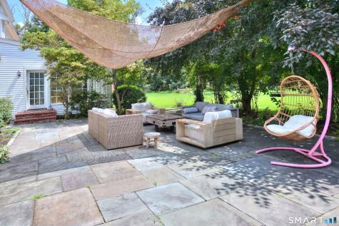 220 Stonewall Lane Fairfield CT 06824