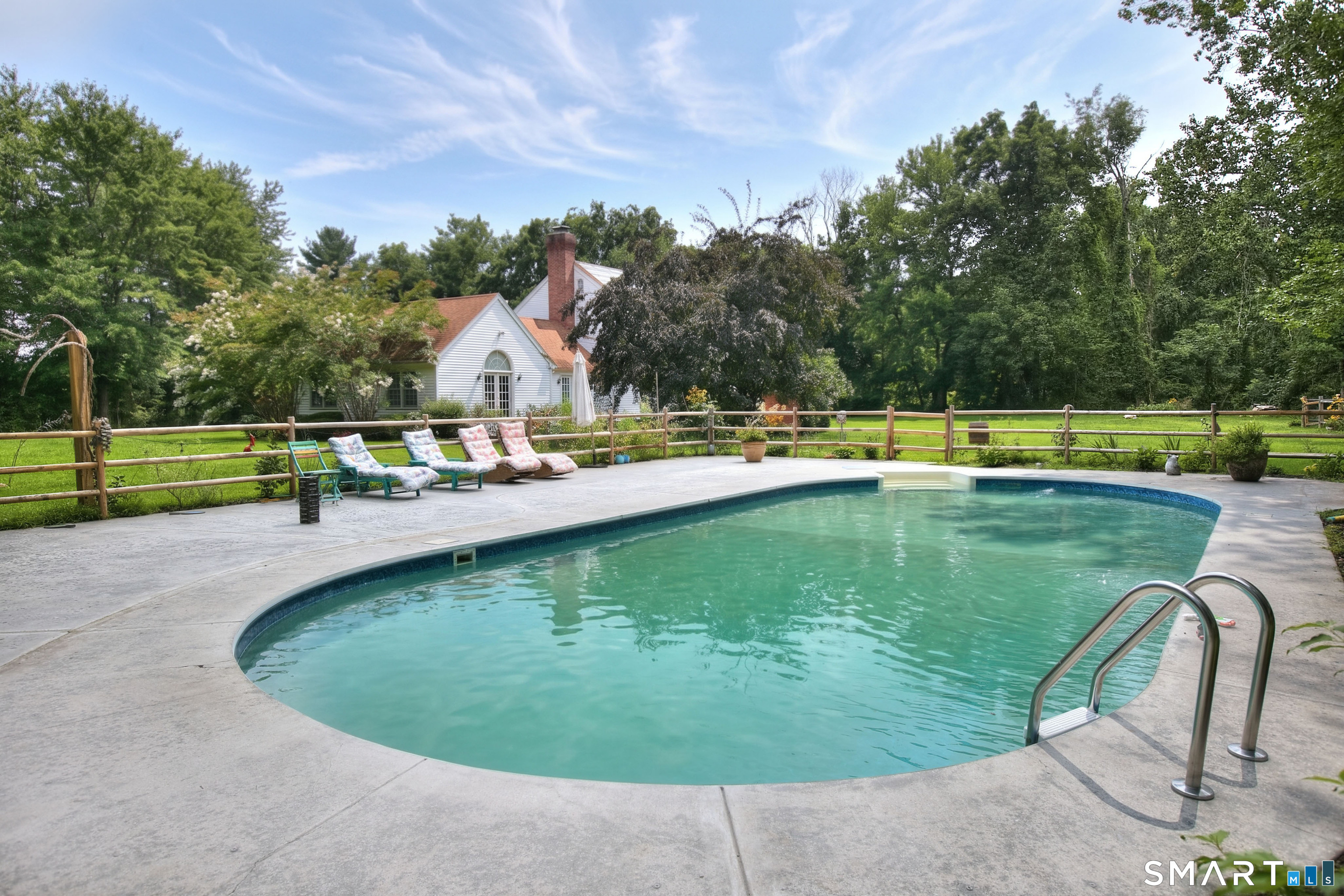 220 Stonewall Lane Fairfield CT 06824