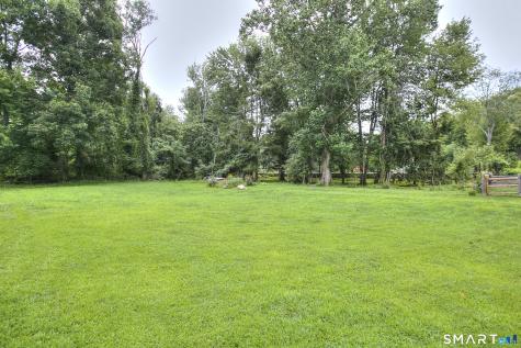 220 Stonewall Lane Fairfield CT 06824