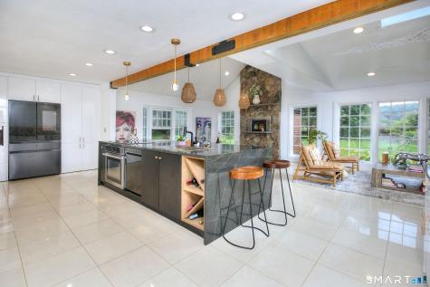220 Stonewall Lane Fairfield CT 06824
