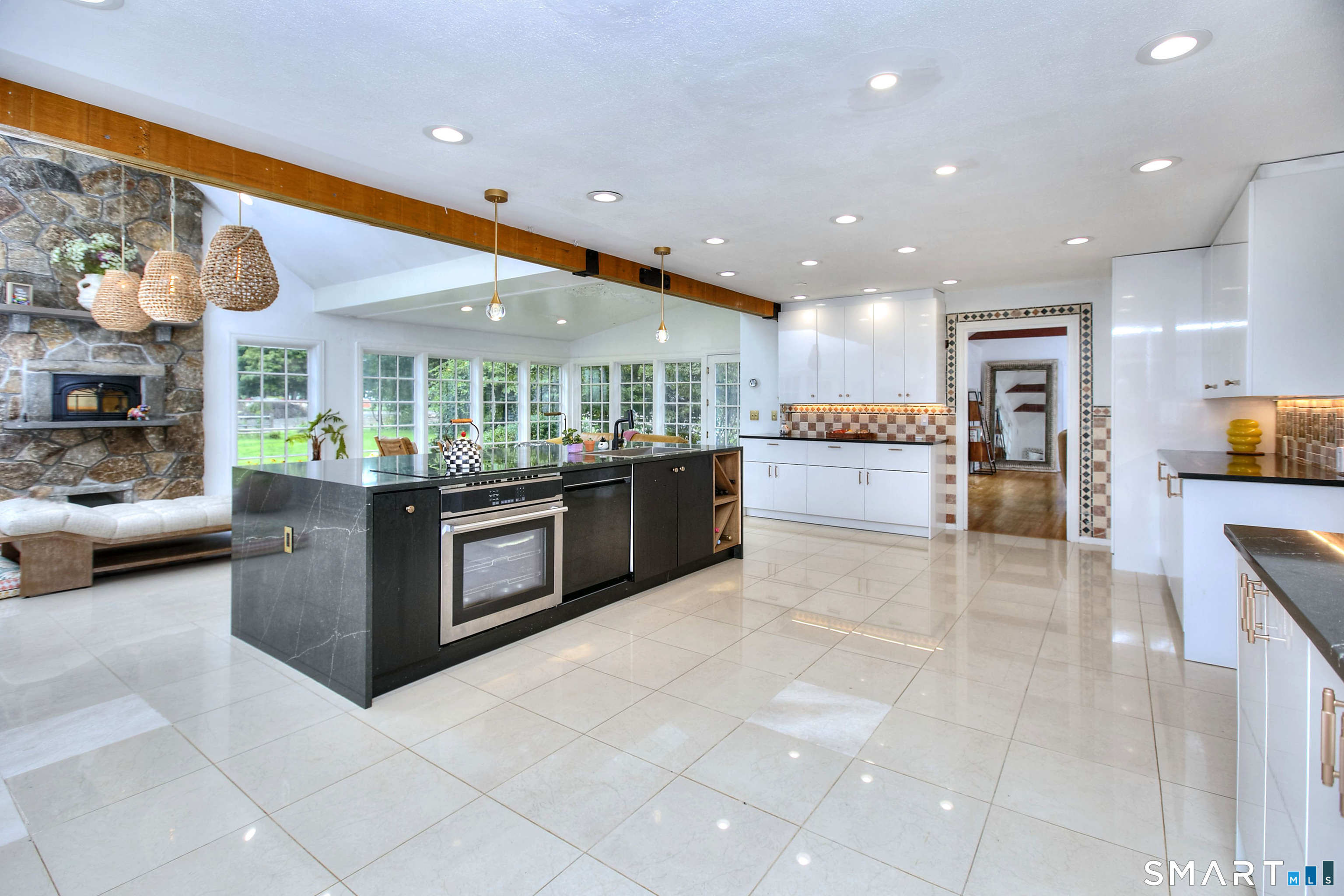 220 Stonewall Lane Fairfield CT 06824