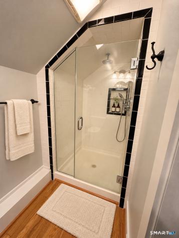 558 Savin Avenue West Haven CT 06516