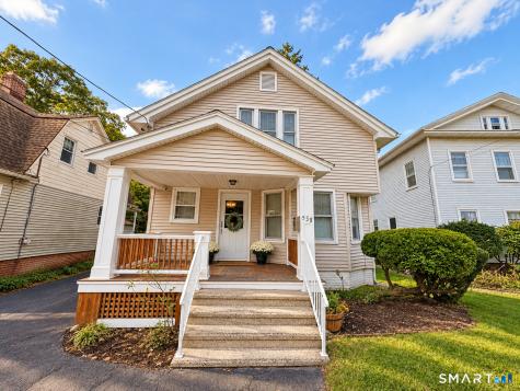 558 Savin Avenue West Haven CT 06516