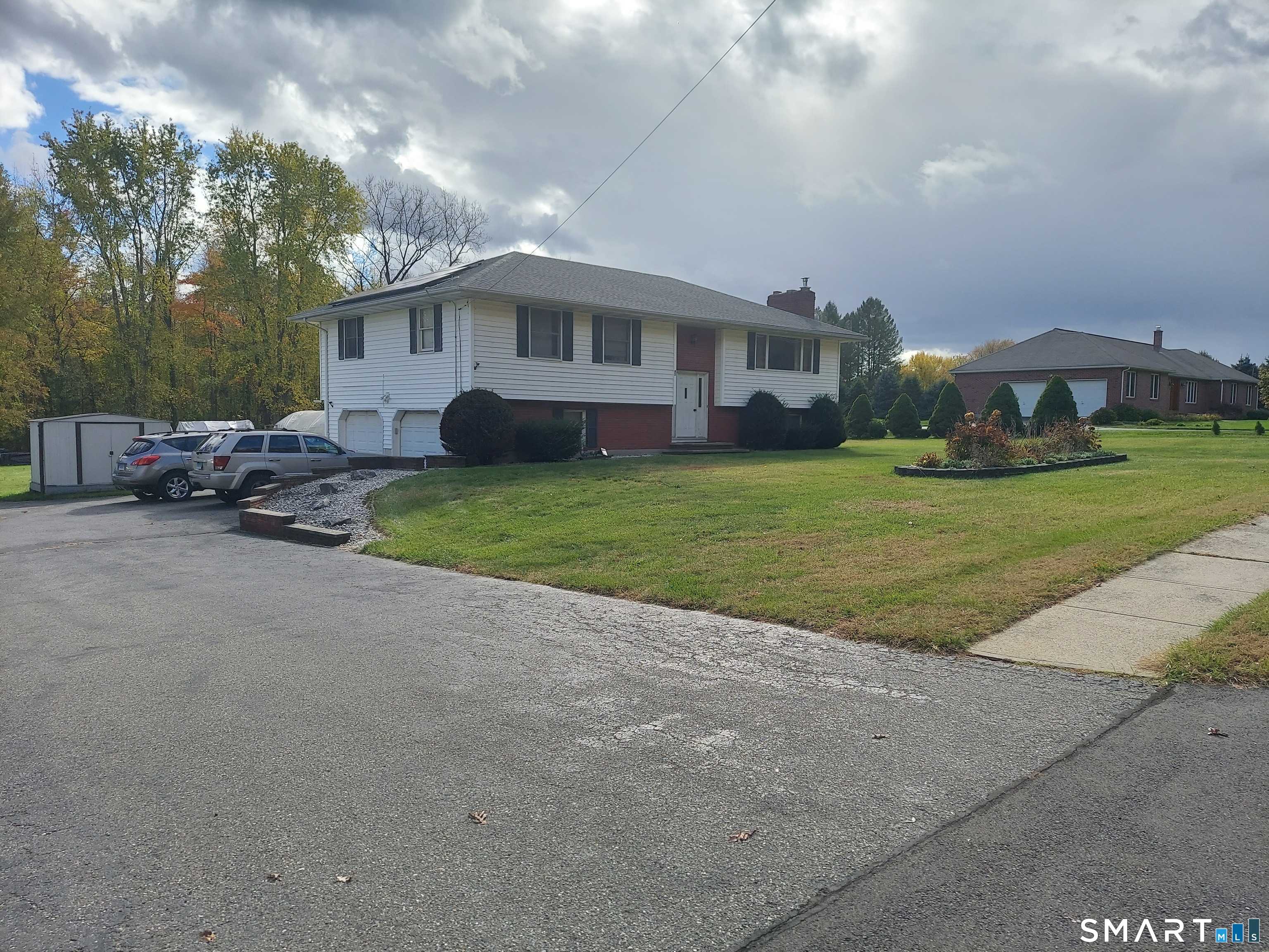 95 Abbe Road Enfield CT 06082