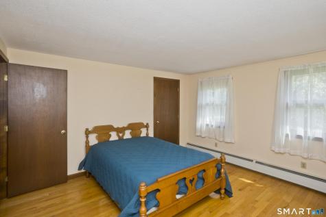 18 North Lost Acres Road Hartland CT 06027