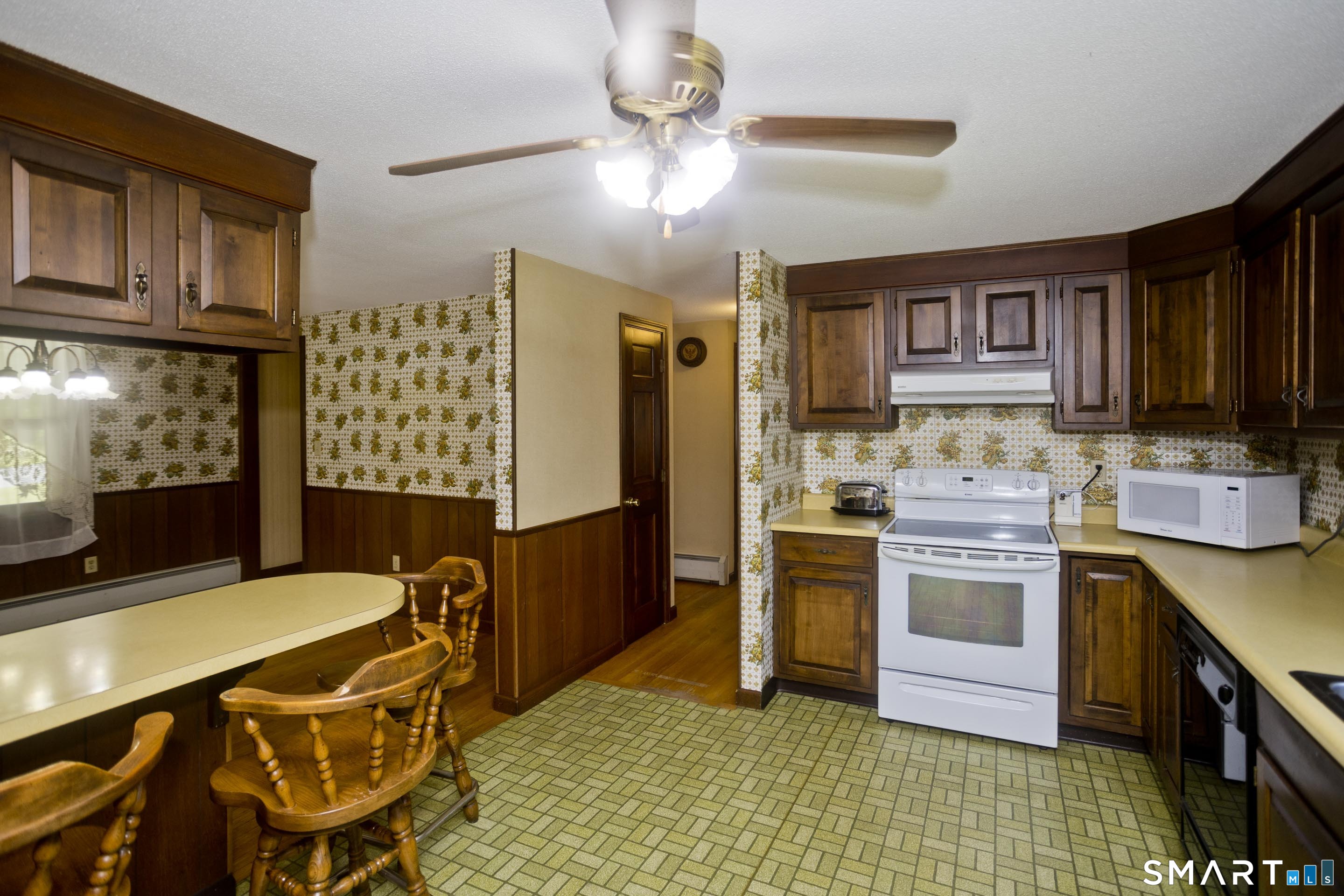 18 North Lost Acres Road Hartland CT 06027