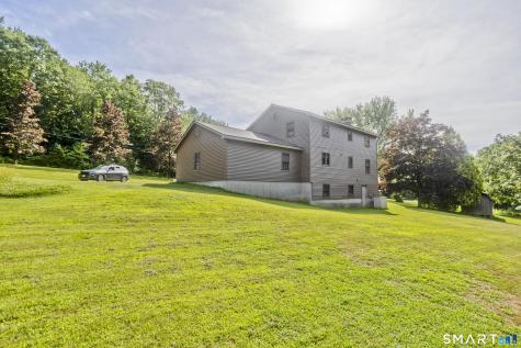 18 North Lost Acres Road Hartland CT 06027