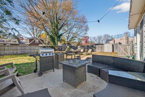 5 Robin Lane Clinton CT 06413