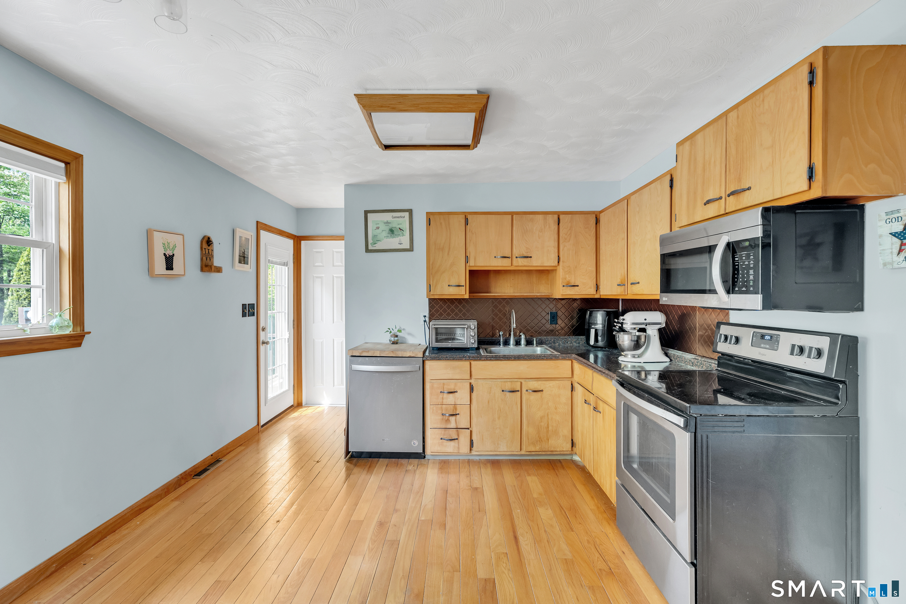 41 Hemingway Street Plainville CT 06062
