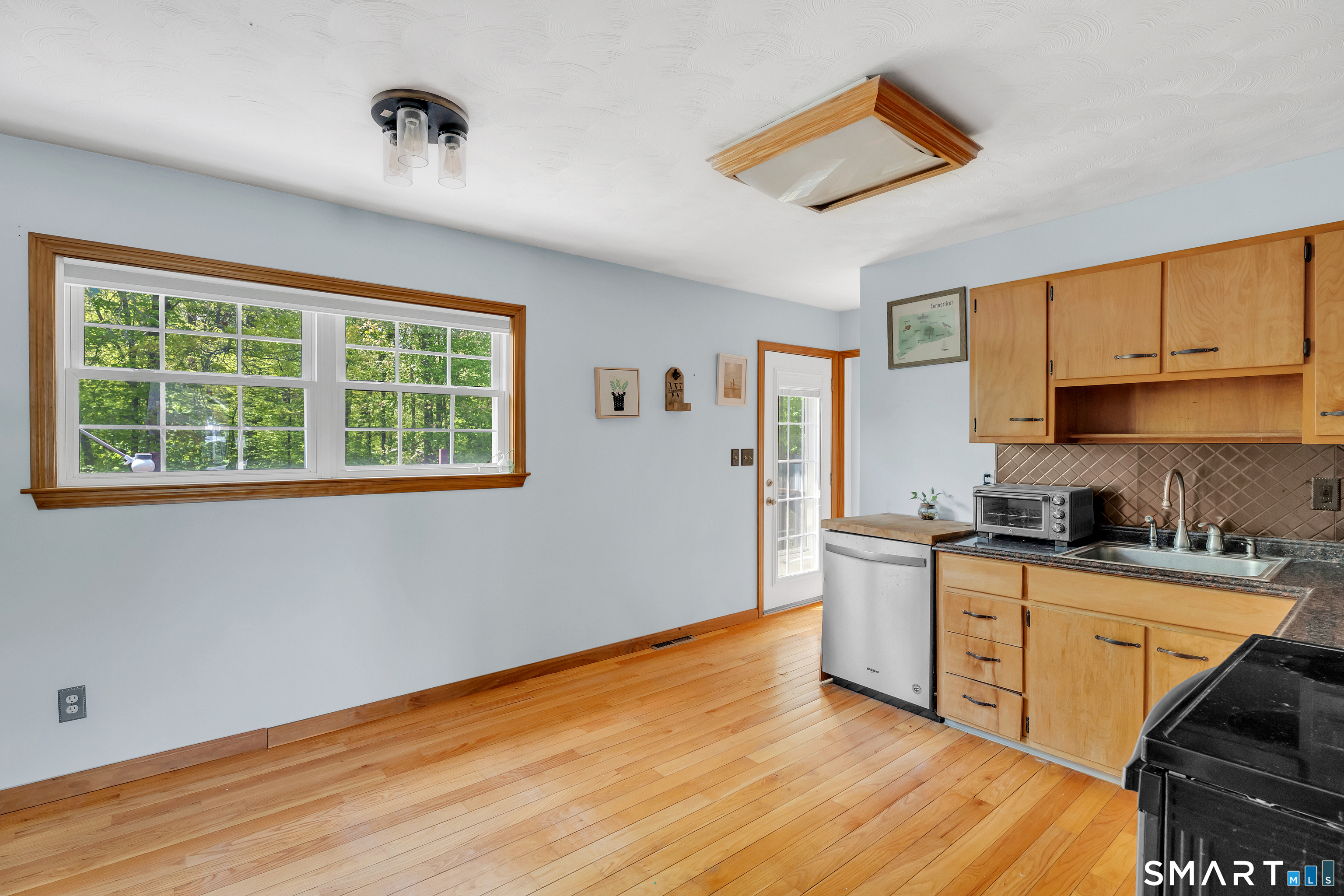 41 Hemingway Street Plainville CT 06062