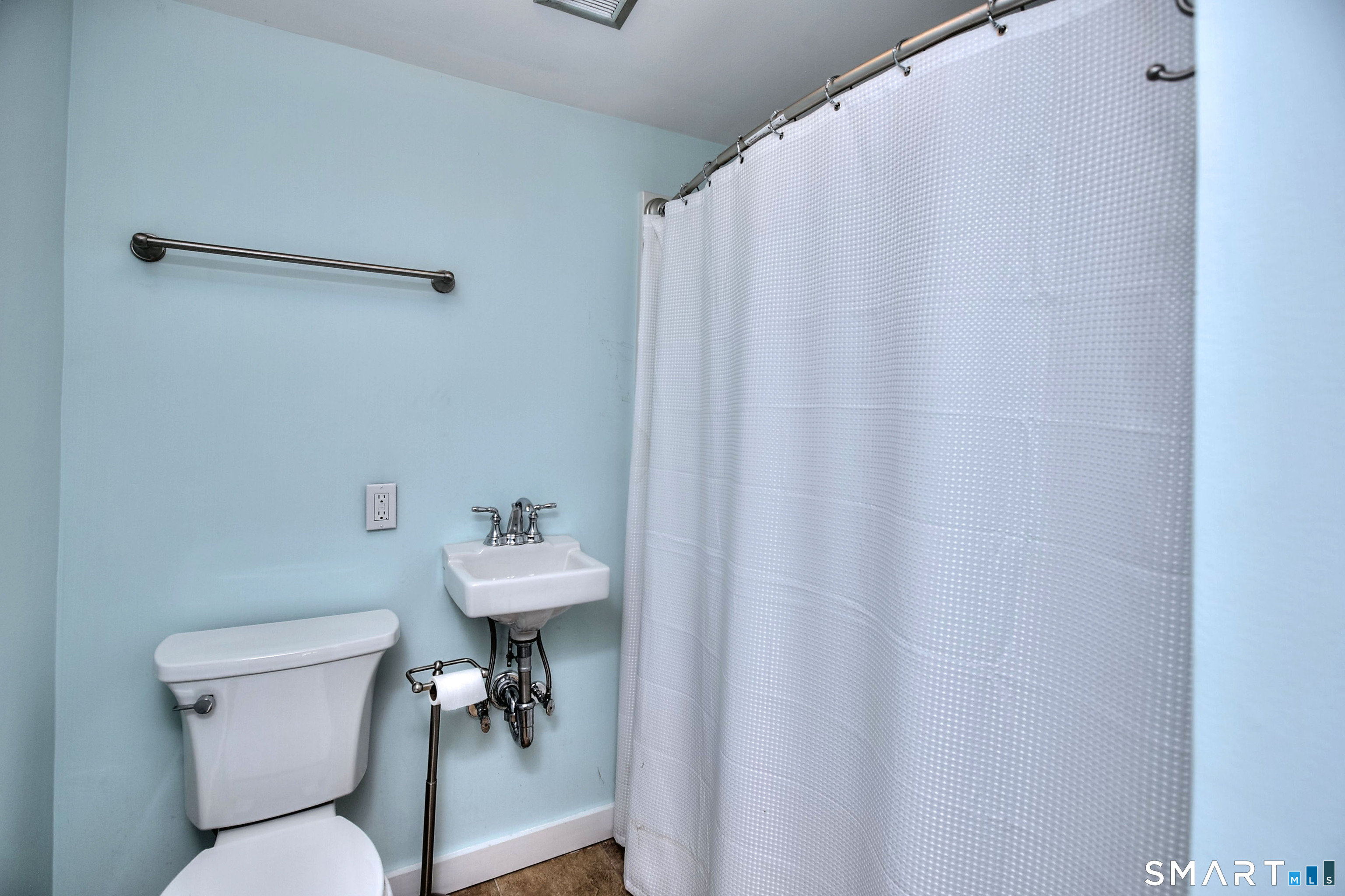 533 North Benson Road Fairfield CT 06824
