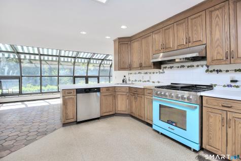 533 North Benson Road Fairfield CT 06824