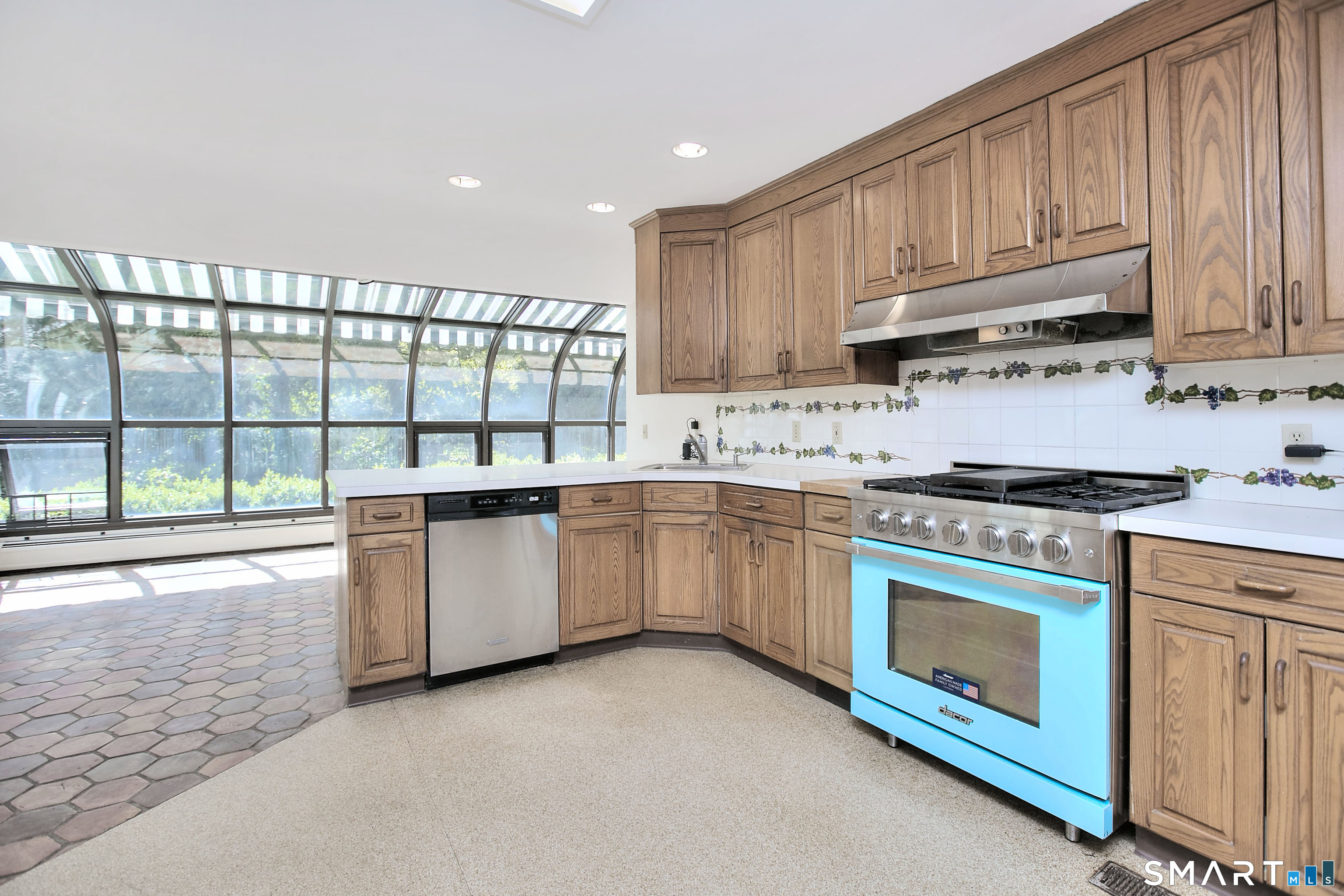533 North Benson Road Fairfield CT 06824
