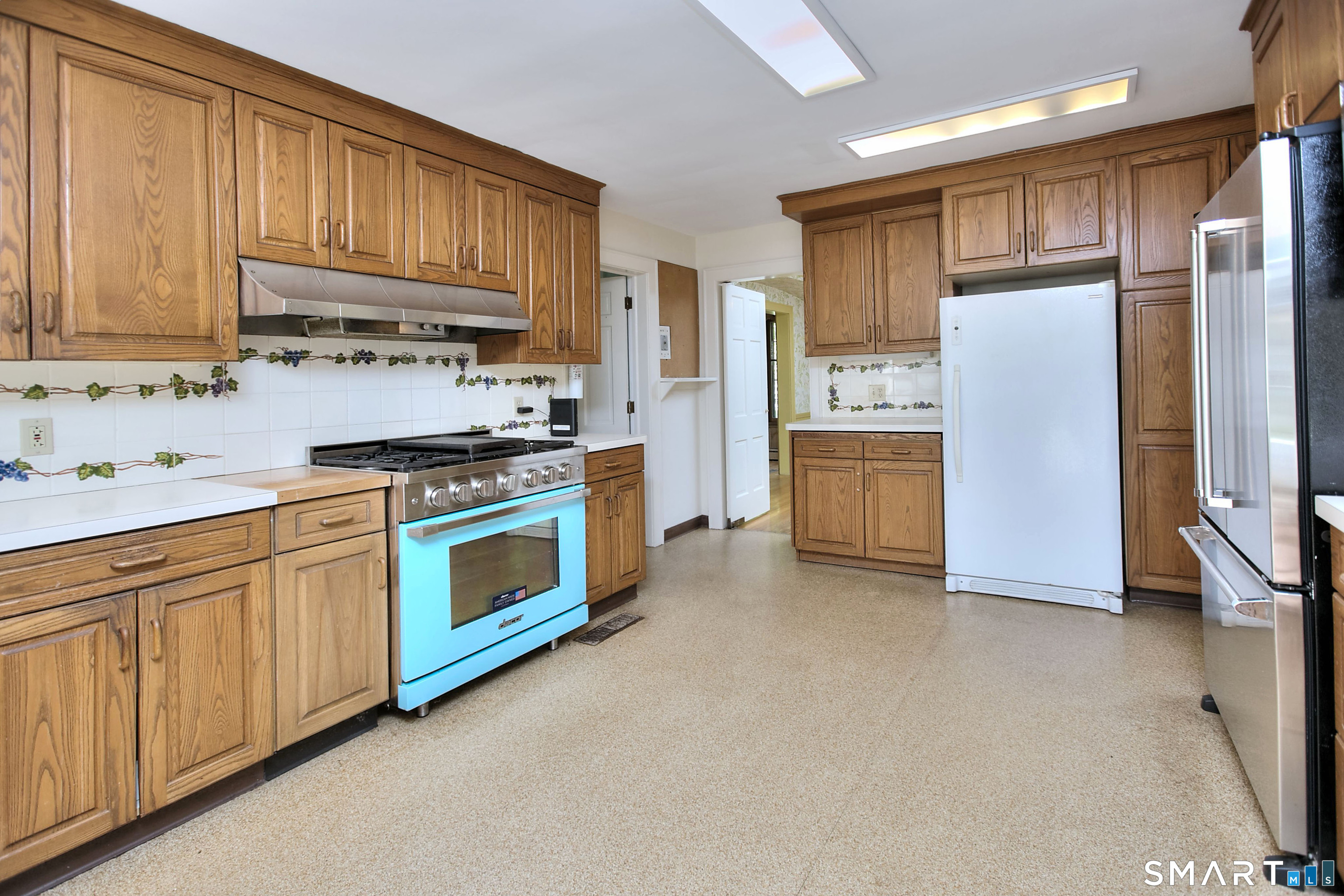 533 North Benson Road Fairfield CT 06824