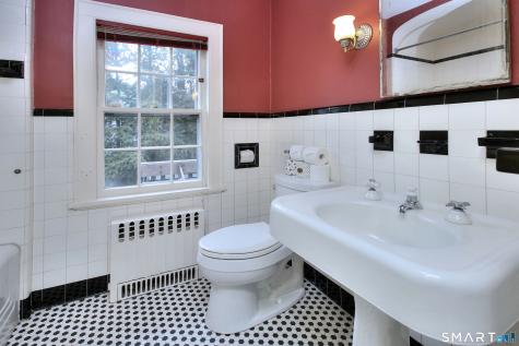 533 North Benson Road Fairfield CT 06824