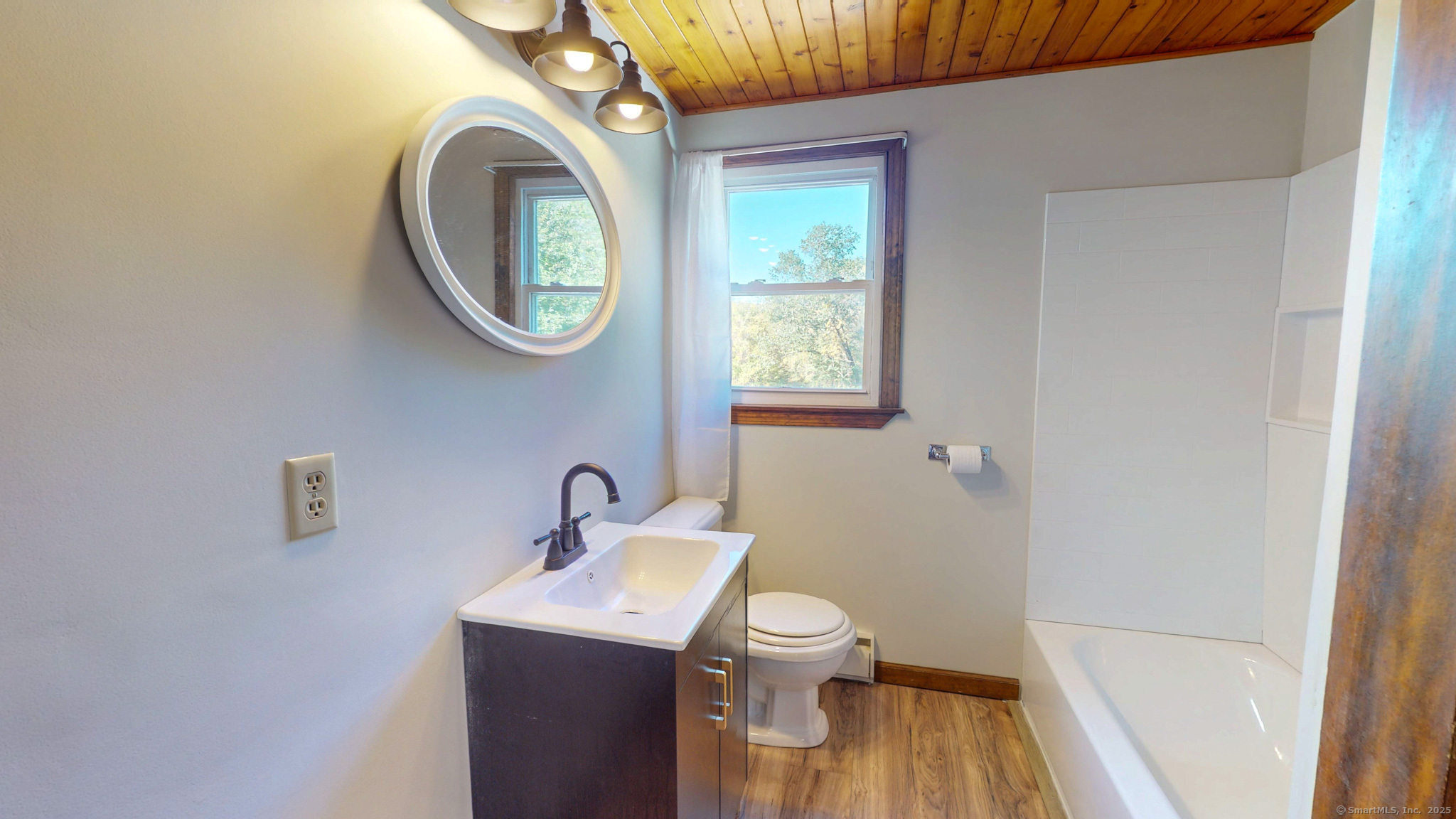 17 Plainfield Street Enfield CT 06082