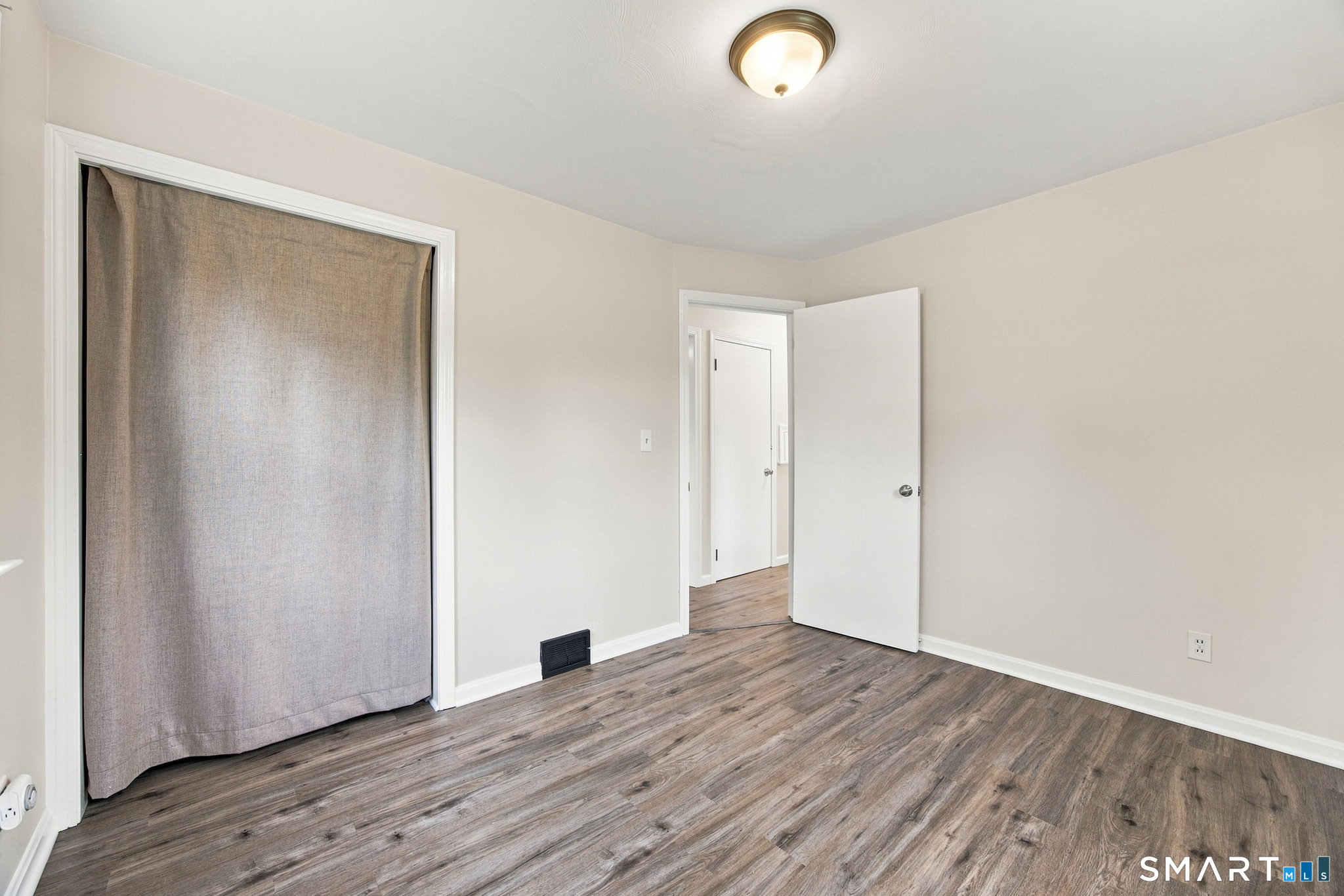 23 Leaf Avenue Waterbury CT 06705
