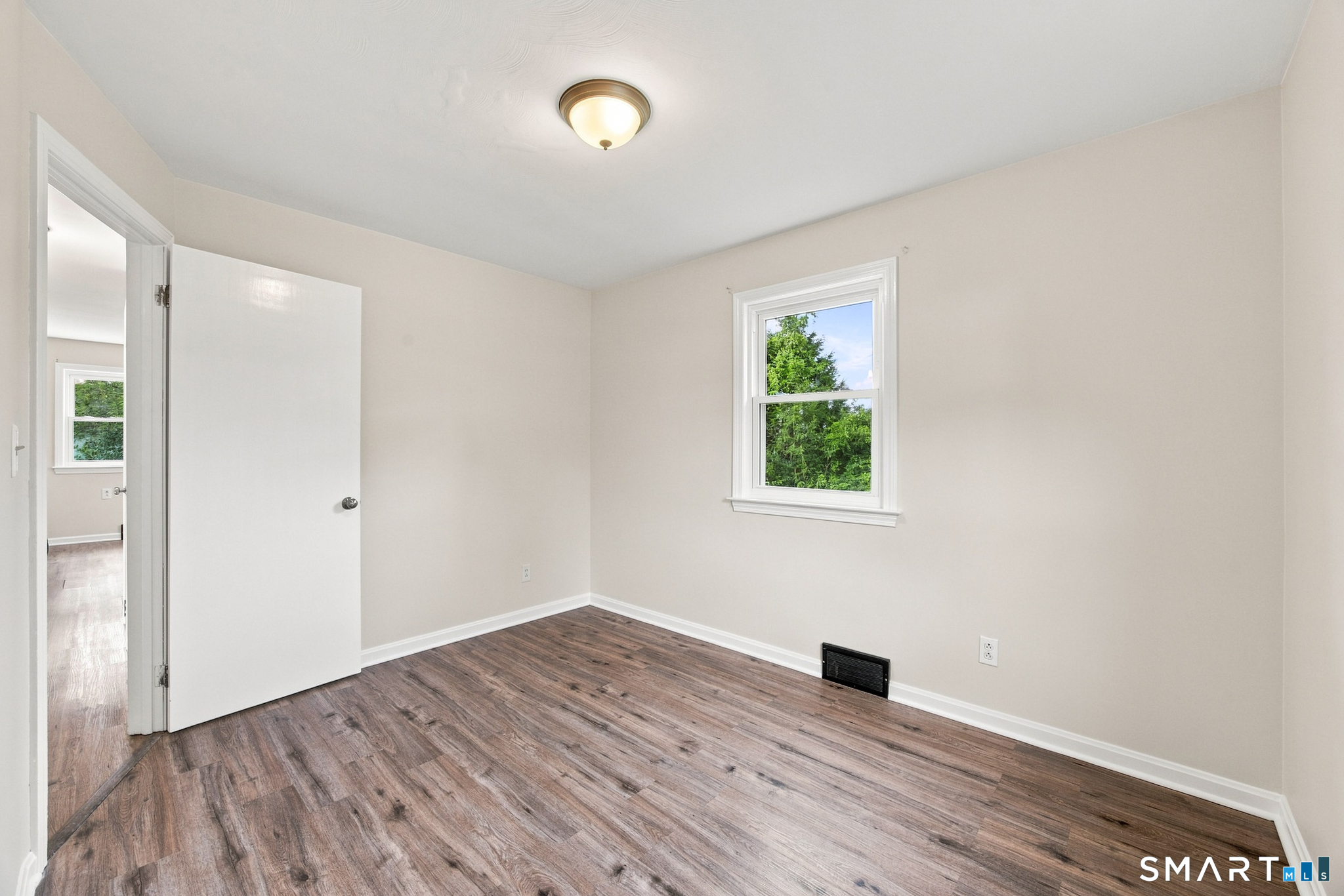 23 Leaf Avenue Waterbury CT 06705