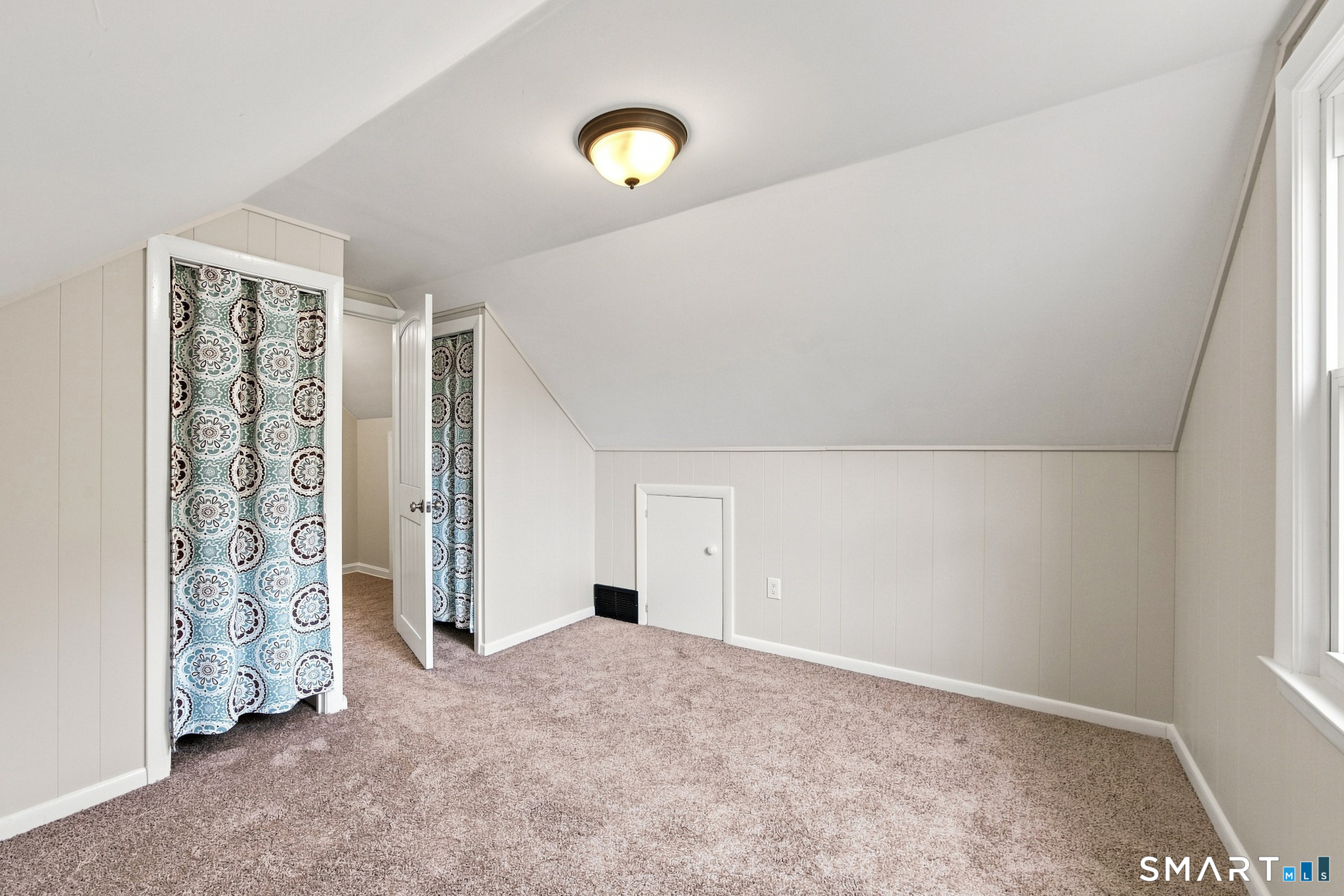 23 Leaf Avenue Waterbury CT 06705
