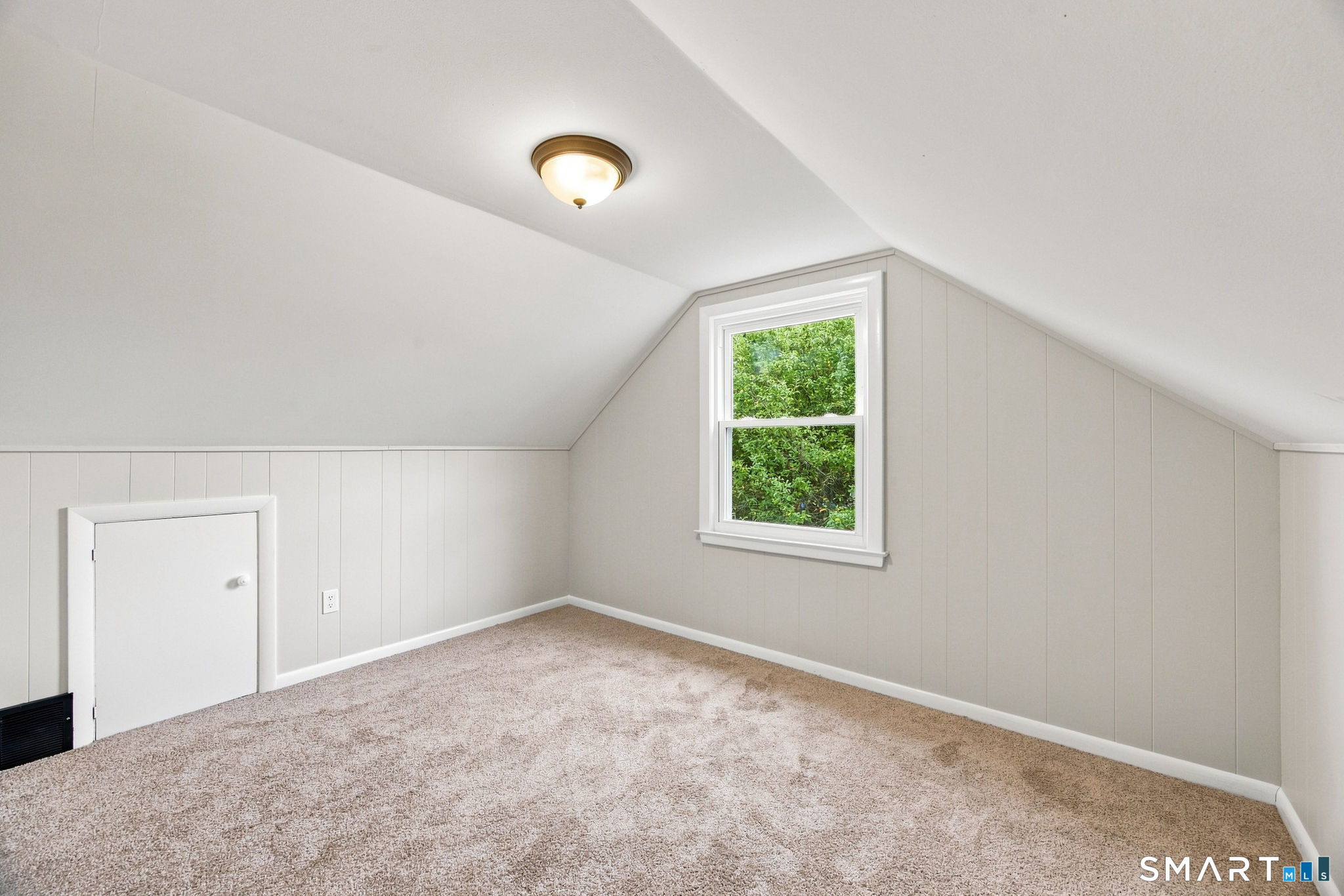 23 Leaf Avenue Waterbury CT 06705