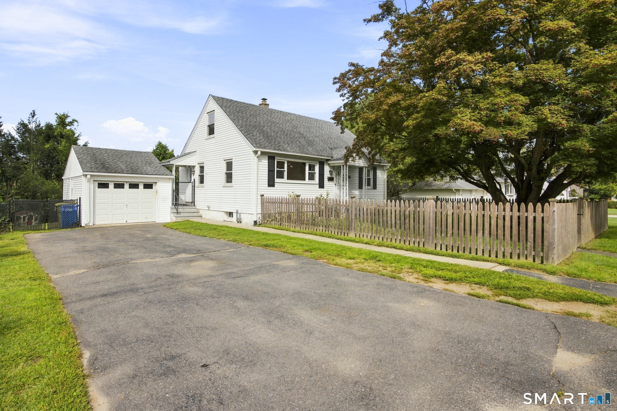 23 Leaf Avenue Waterbury CT 06705