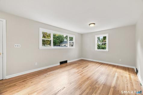 23 Leaf Avenue Waterbury CT 06705