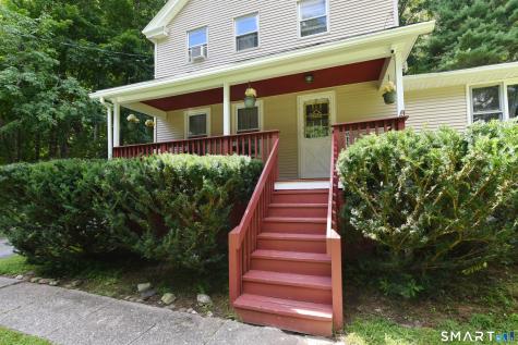 38 Sabin Street Putnam CT 06260