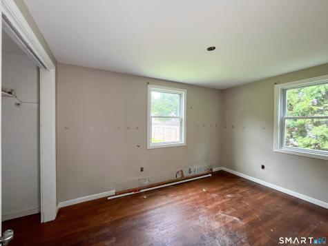 124 Bel Aire Circle Windsor Locks CT 06096
