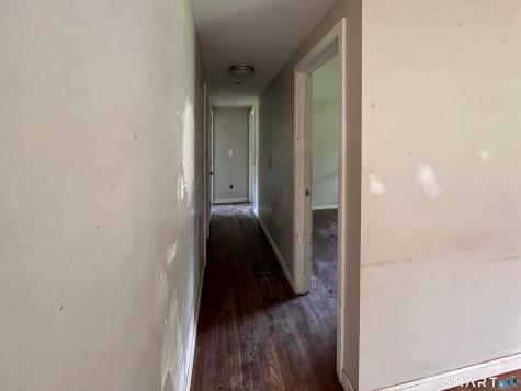 124 Bel Aire Circle Windsor Locks CT 06096