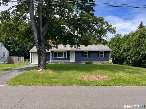 124 Bel Aire Circle Windsor Locks CT 06096