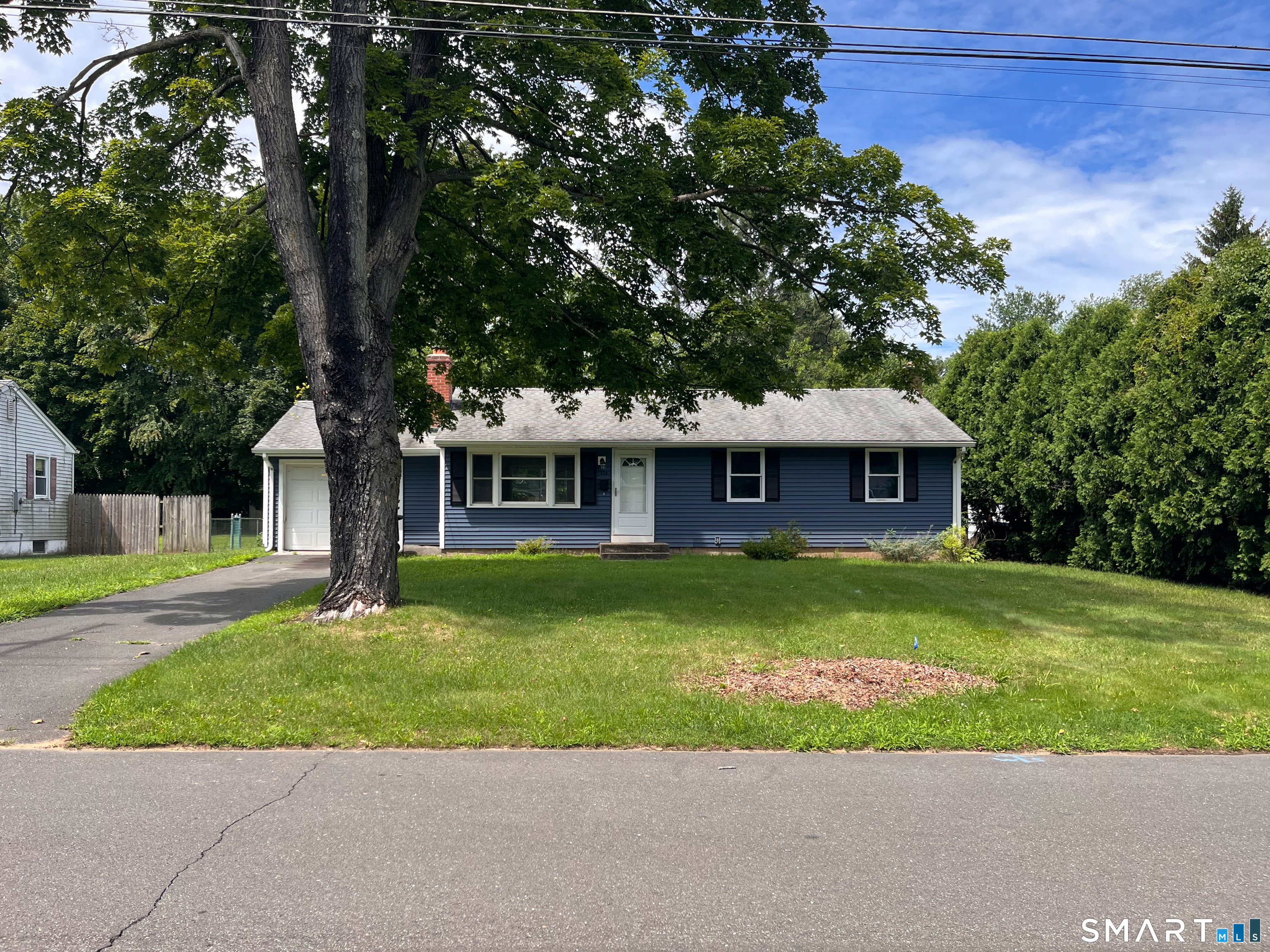 124 Bel Aire Circle Windsor Locks CT 06096