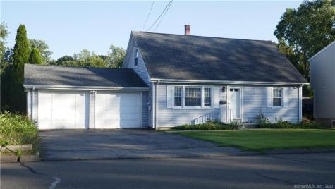 137 Old Stratfield Road Fairfield CT 06825