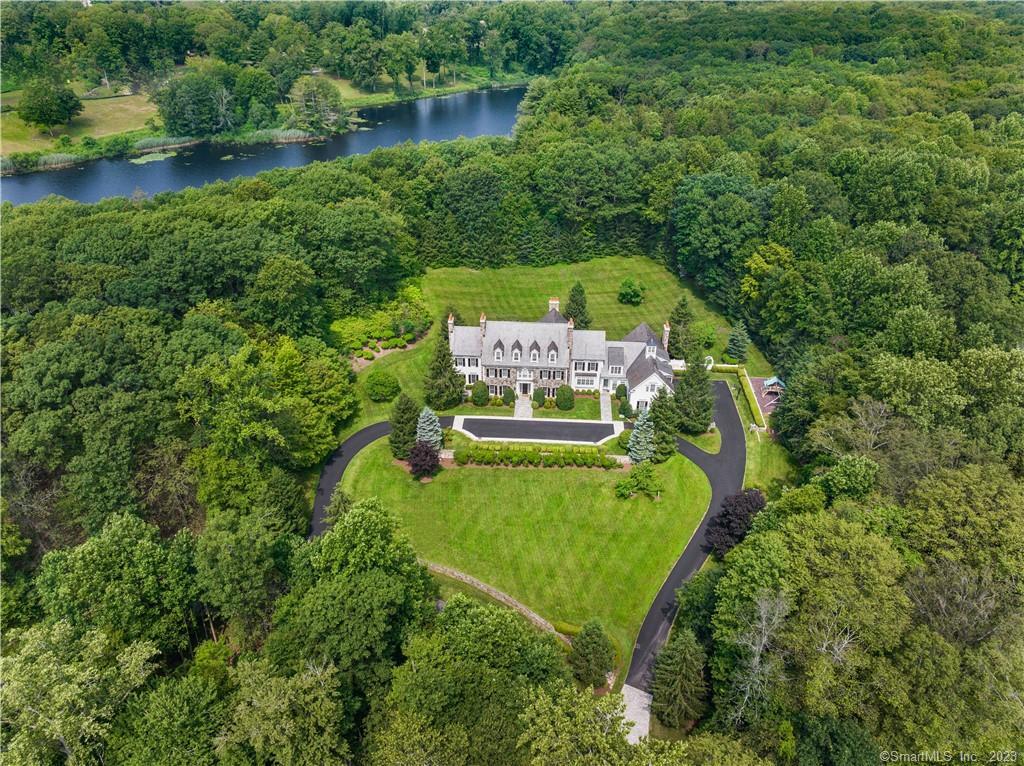 62 Summersweet Lane New Canaan CT 06840