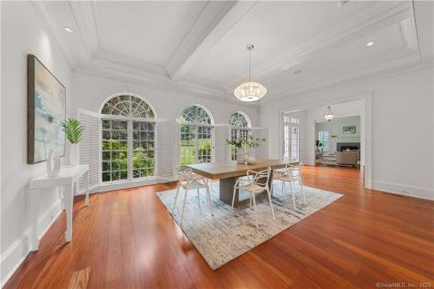 62 Summersweet Lane New Canaan CT 06840