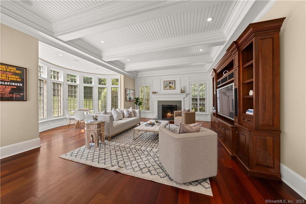 62 Summersweet Lane New Canaan CT 06840