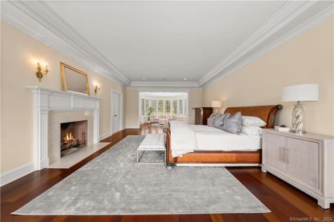 62 Summersweet Lane New Canaan CT 06840