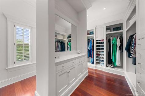 62 Summersweet Lane New Canaan CT 06840