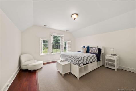 62 Summersweet Lane New Canaan CT 06840