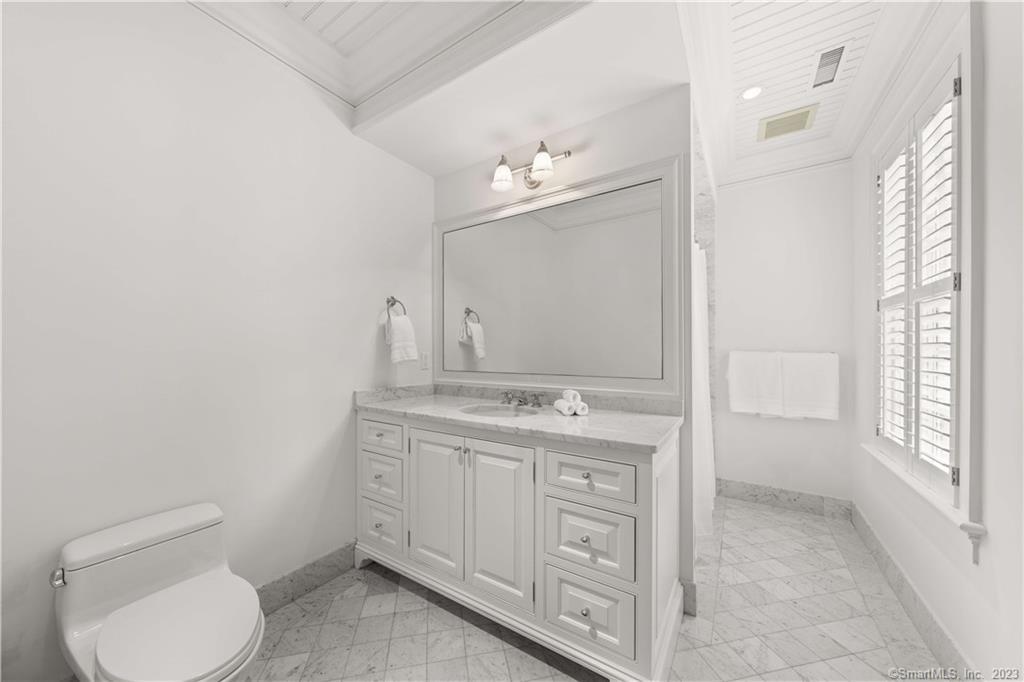 62 Summersweet Lane New Canaan CT 06840