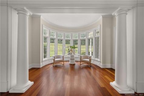 62 Summersweet Lane New Canaan CT 06840