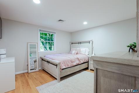 21 Geneva Road Norwalk CT 06850