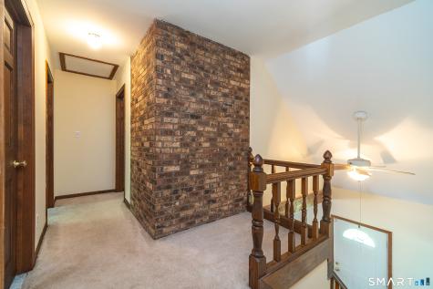 186 Greenbriar Road Meriden CT 06450