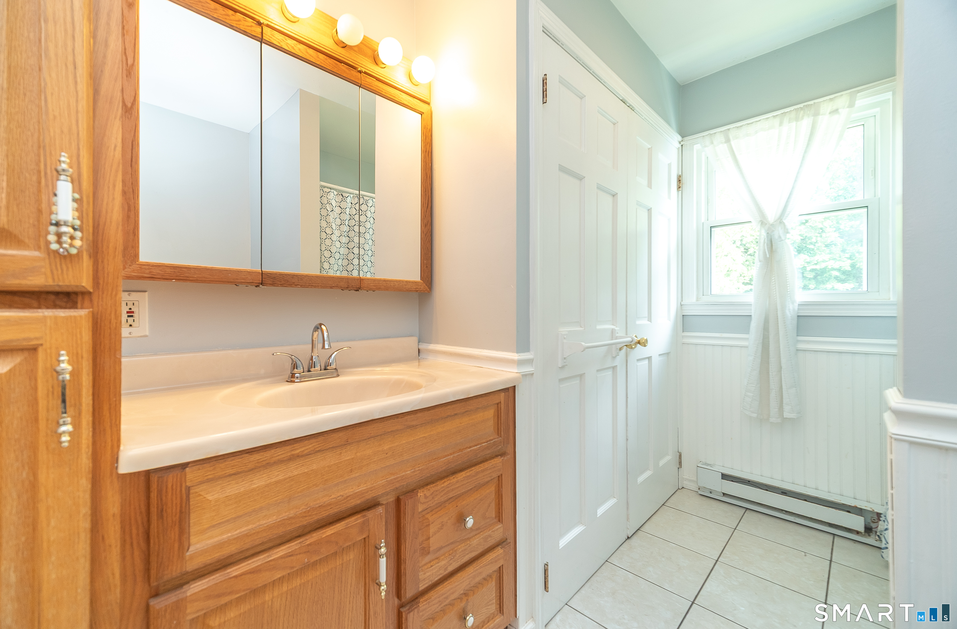 186 Greenbriar Road Meriden CT 06450