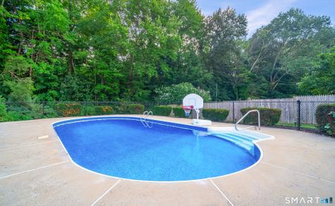 186 Greenbriar Road Meriden CT 06450