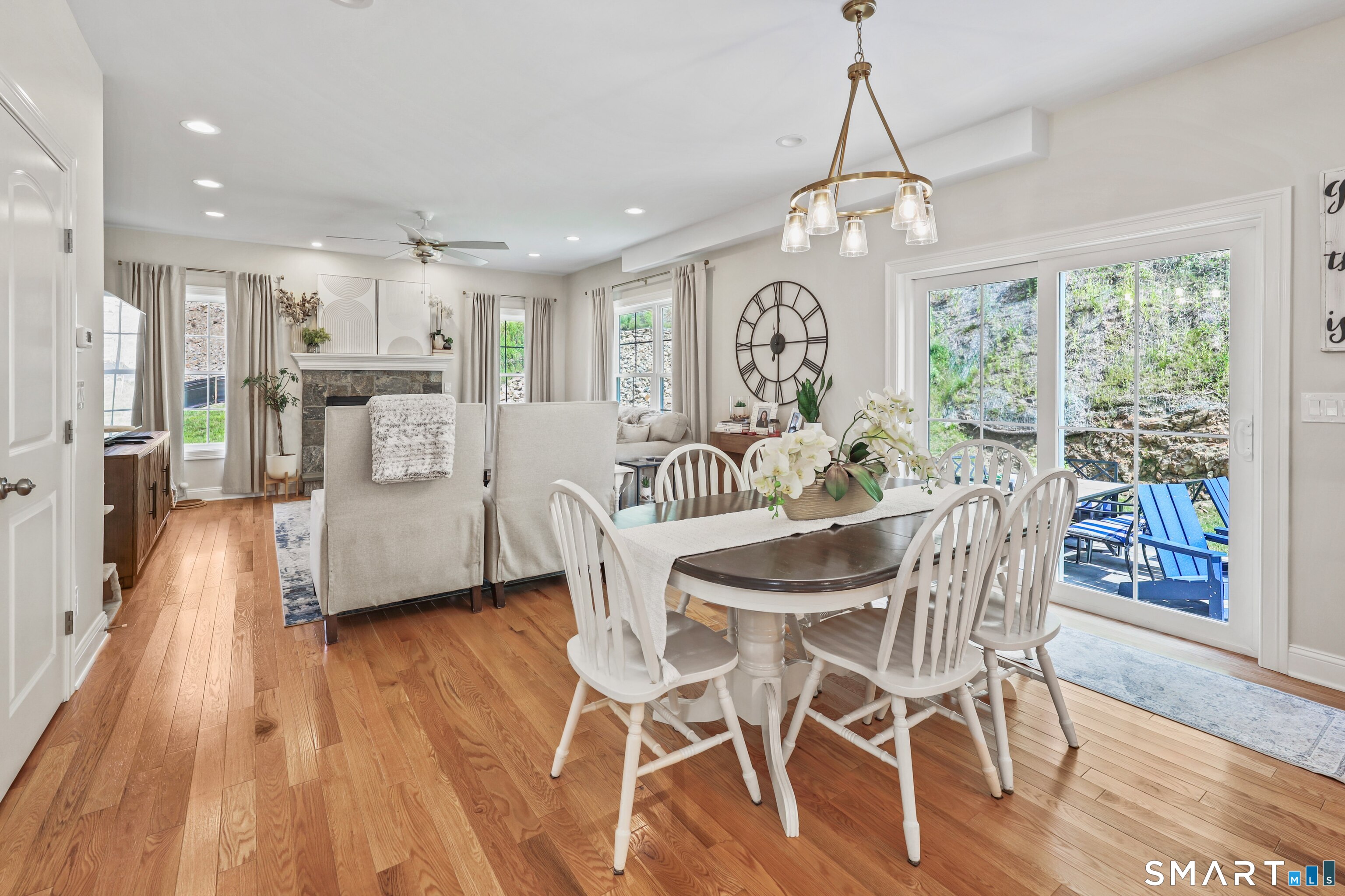 18 Hunting Ridge Road Middlebury CT 06762