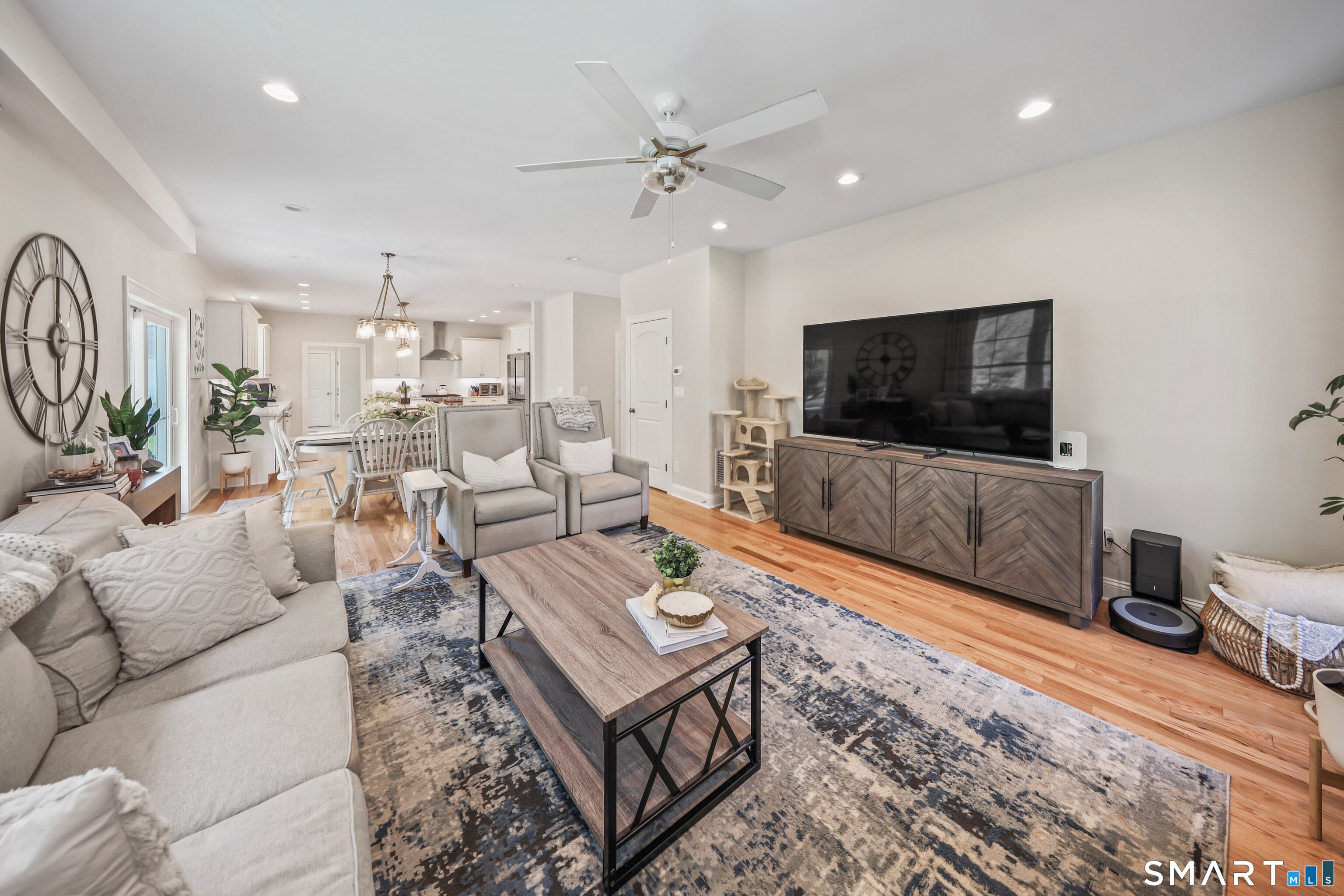 18 Hunting Ridge Road Middlebury CT 06762