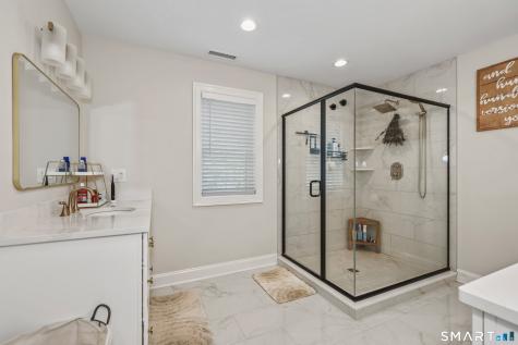 18 Hunting Ridge Road Middlebury CT 06762