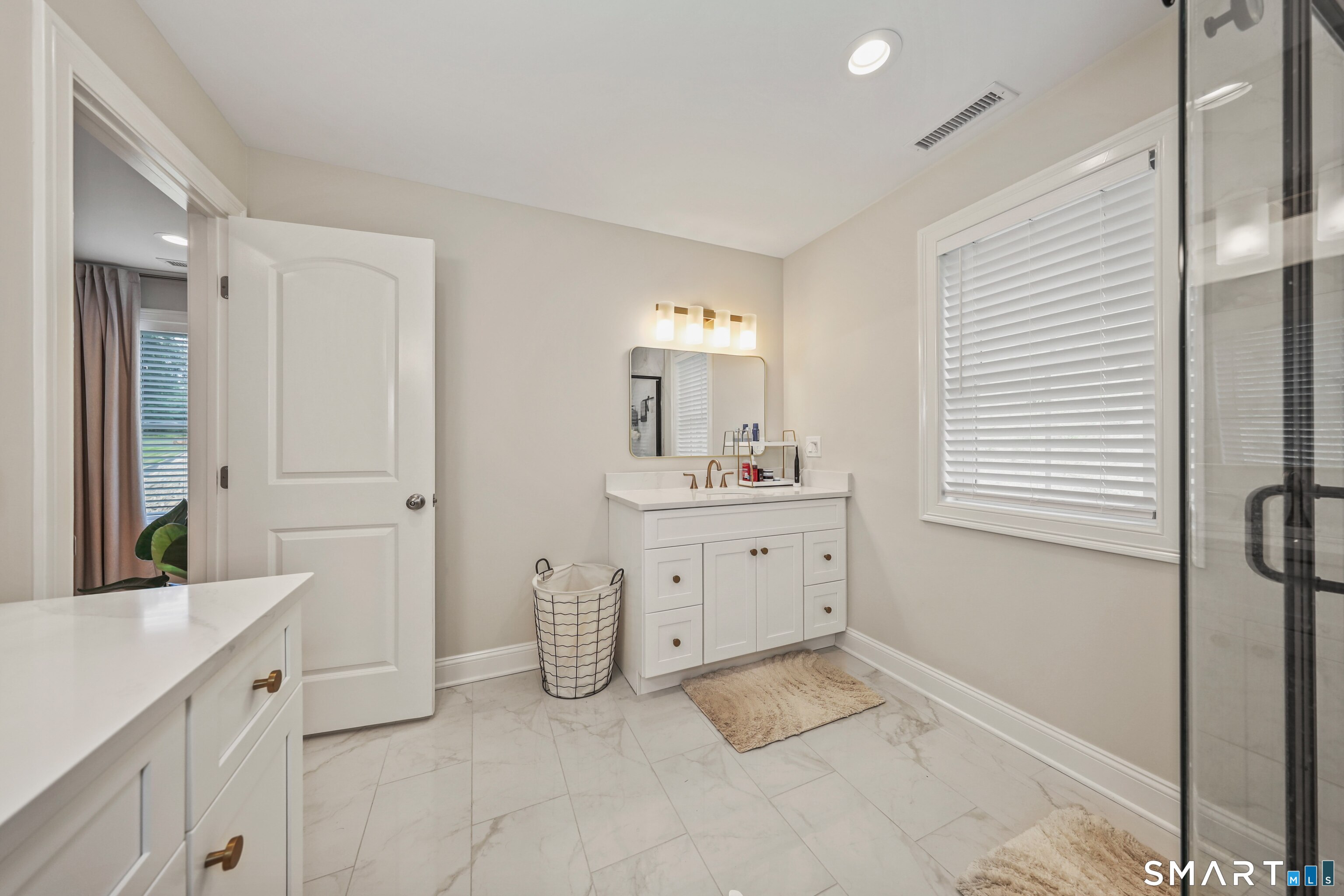 18 Hunting Ridge Road Middlebury CT 06762
